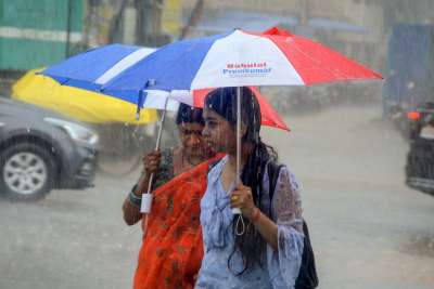 मौसम विभाग ने जारी की चेतावनी, 19 जिलों में बारिश का अलर्ट